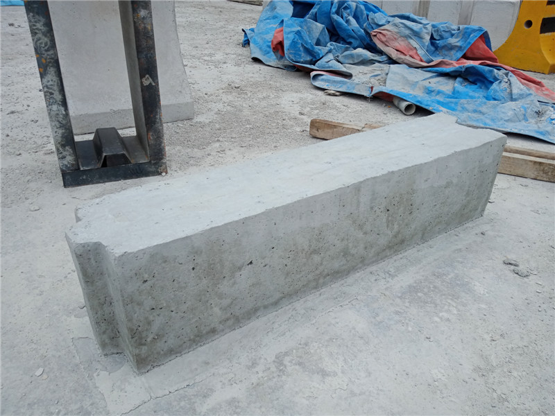 水泥墩围挡底座