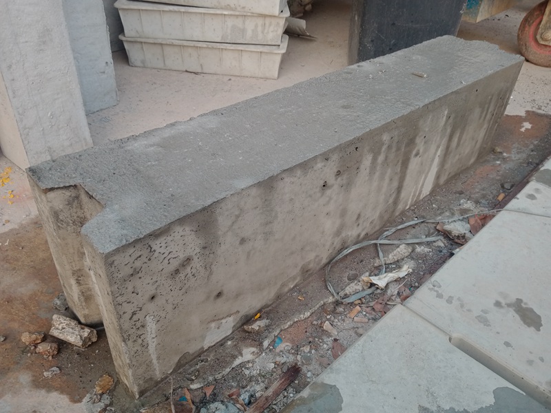 水泥墩围挡底座